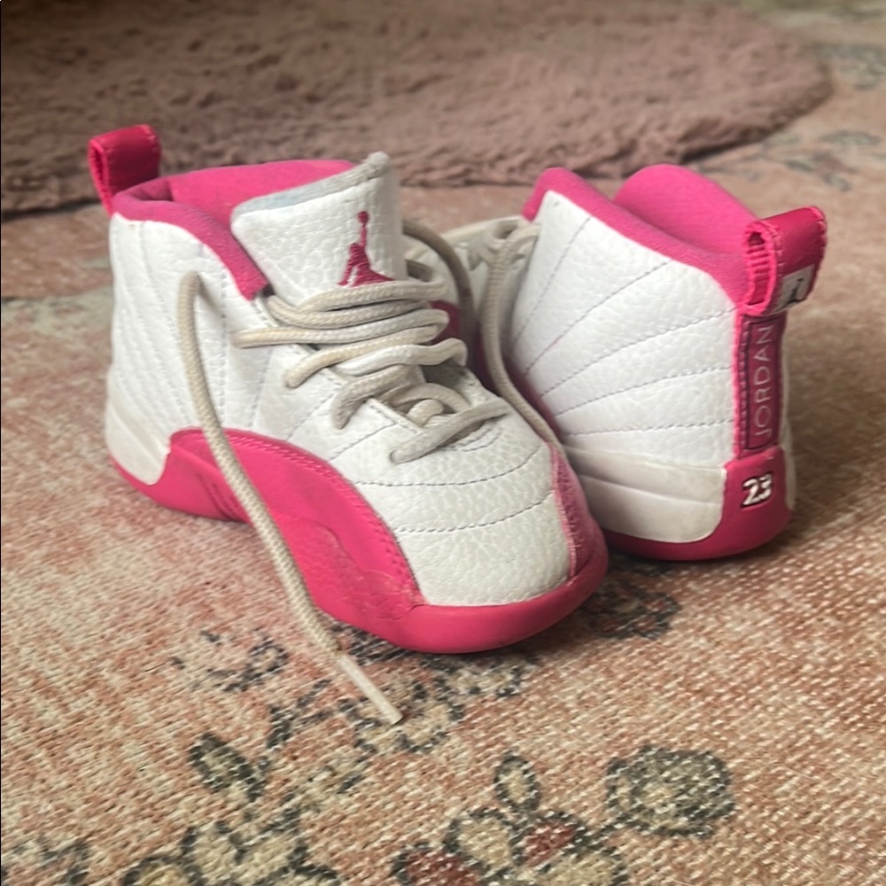 Jordan Retro Kids Sneakers